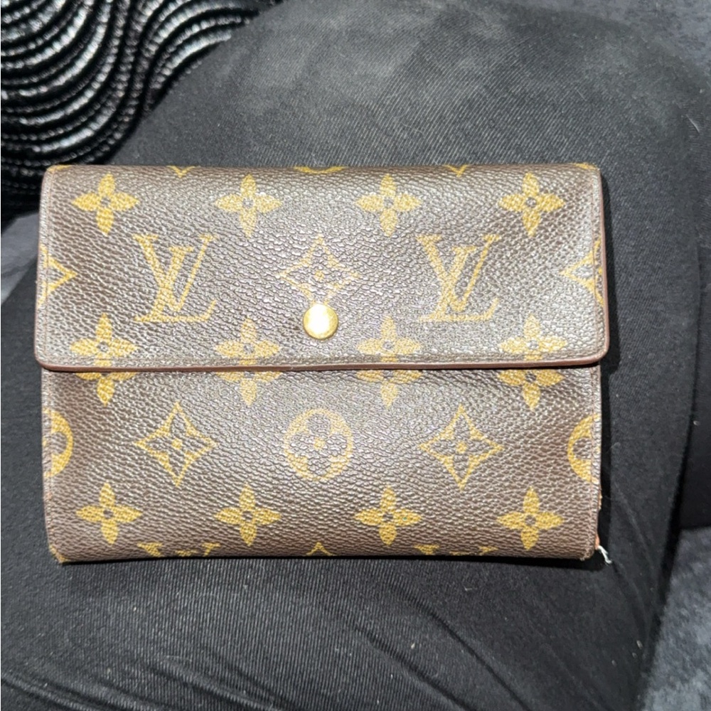 Brown Textured Leather Item